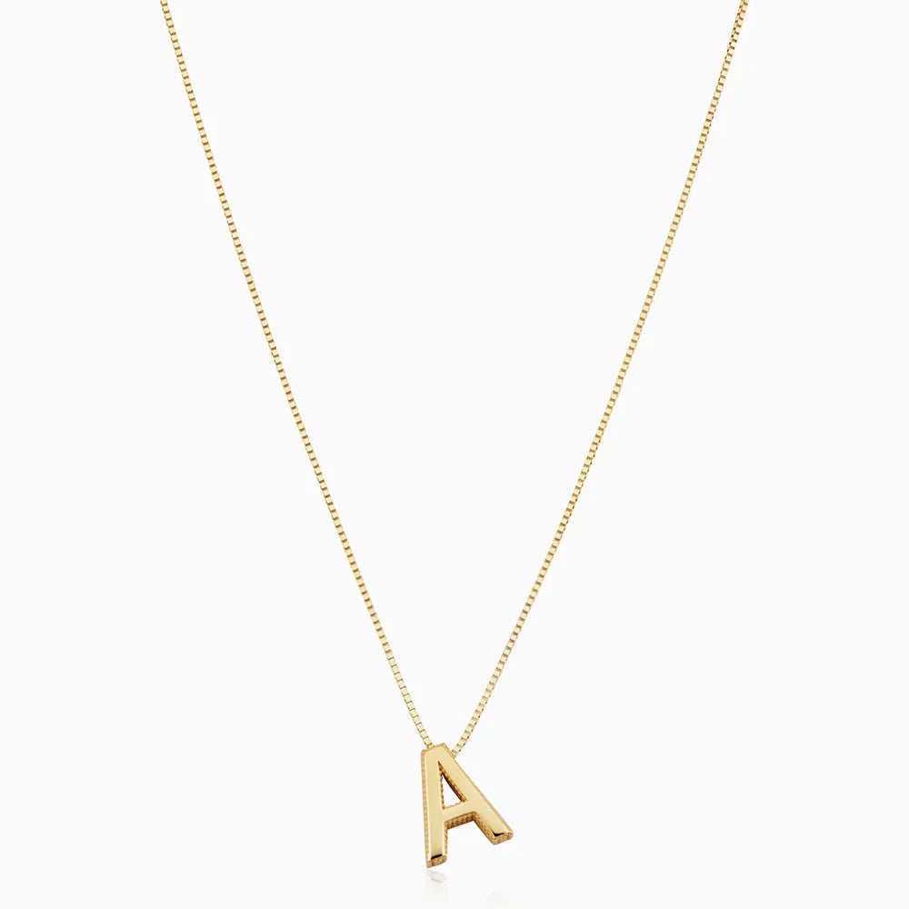 Collar con iniciales y la inscripción "Carta de amor" | Dorado