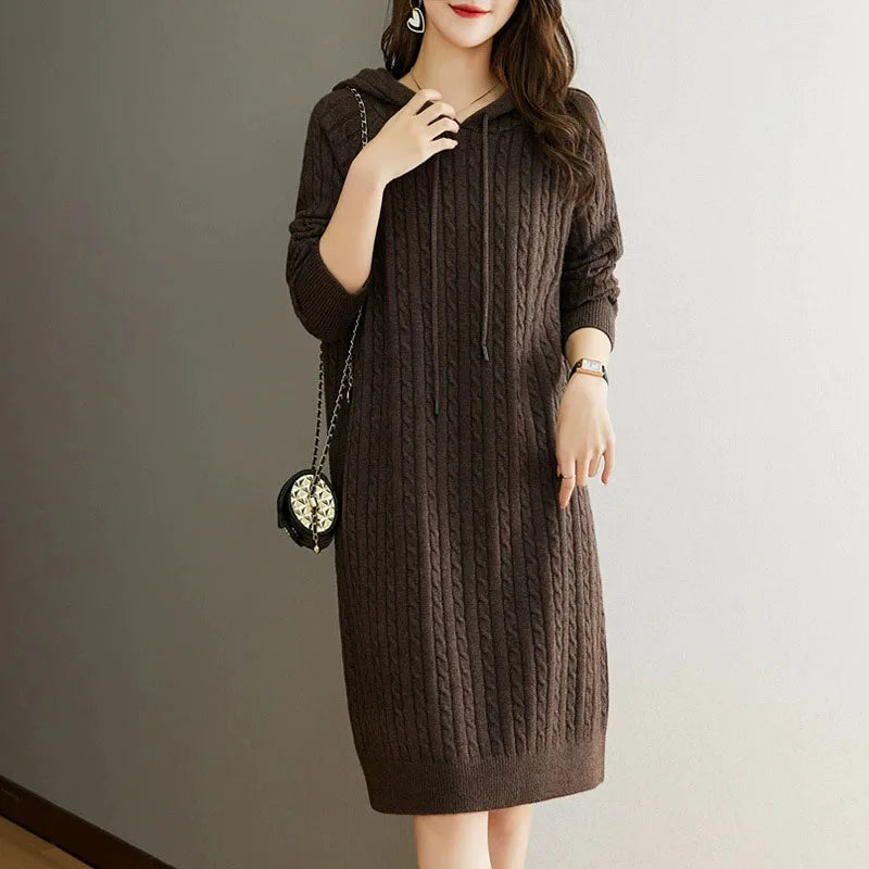 Elena | Vestido Café de Punto con Capucha Cálido, Cómodo y elegante
