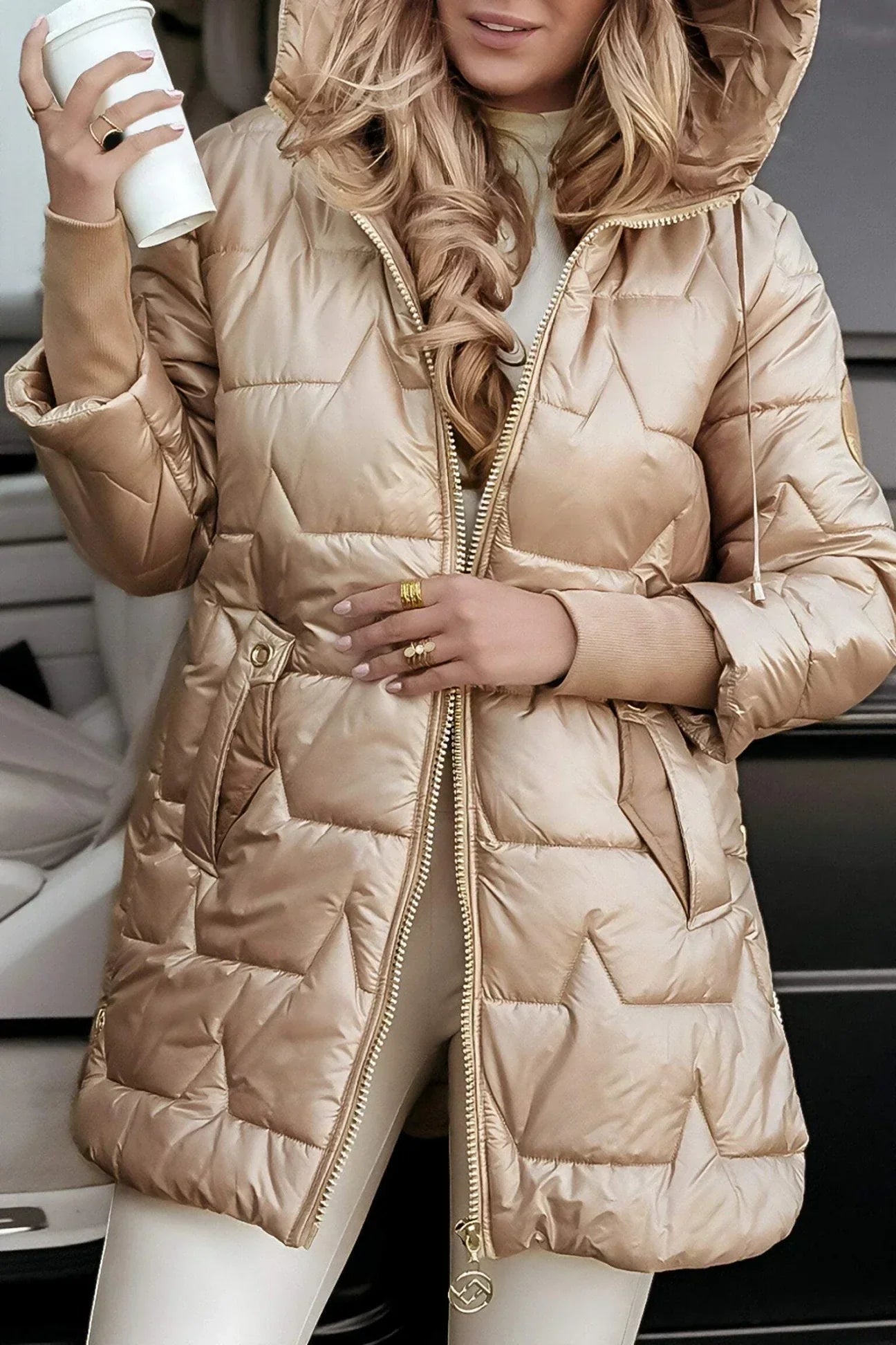 Nolwen - Abrigo Elegante de Invierno con Capucha y Acolchado