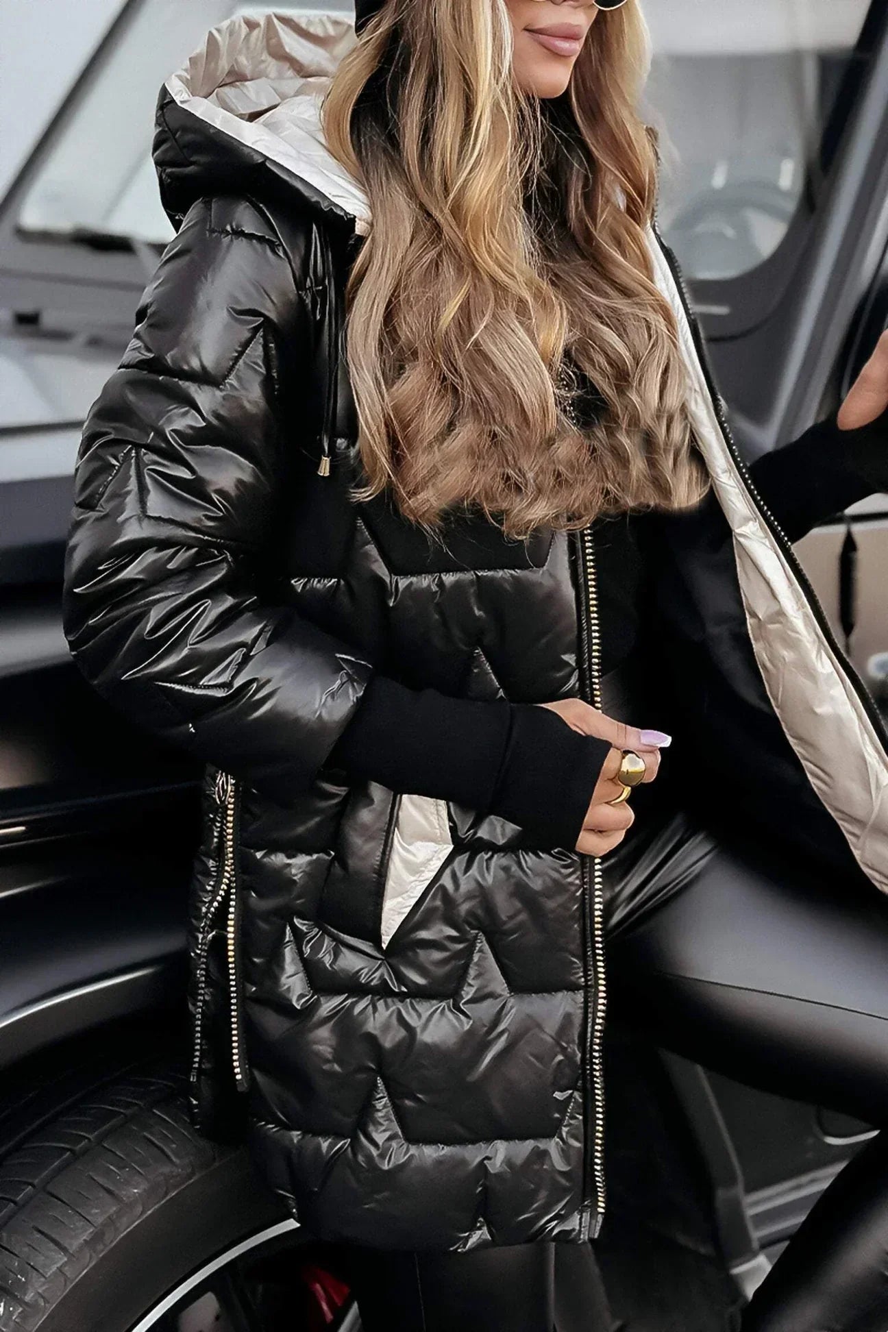 Nolwen - Abrigo Elegante de Invierno con Capucha y Acolchado
